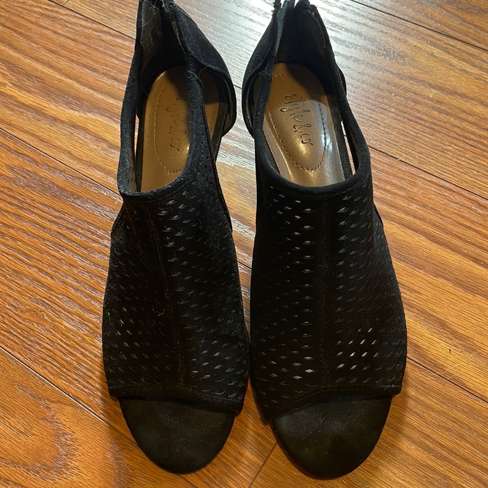 Gently Worn Style & Co Black Heels